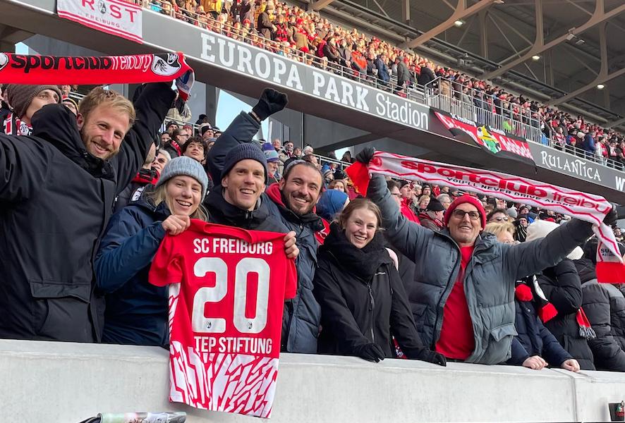 Du betrachtest gerade Spendend mit dem Fahrrad ins Stadion