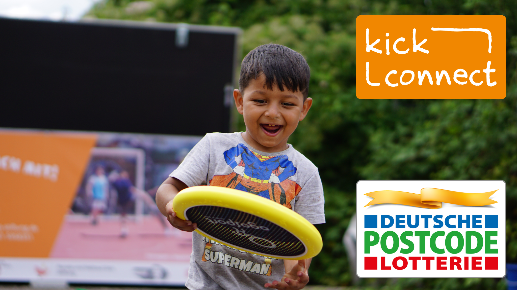 Du betrachtest gerade Die Postcode Lotterie fördert kick connect